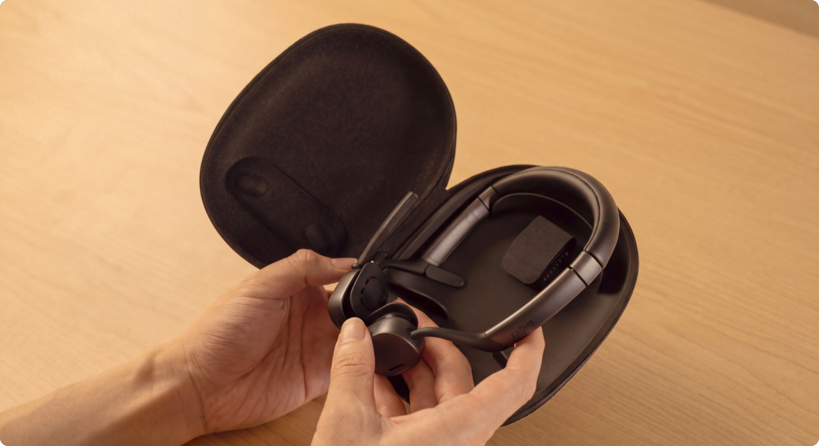 Compact Carrying Case.